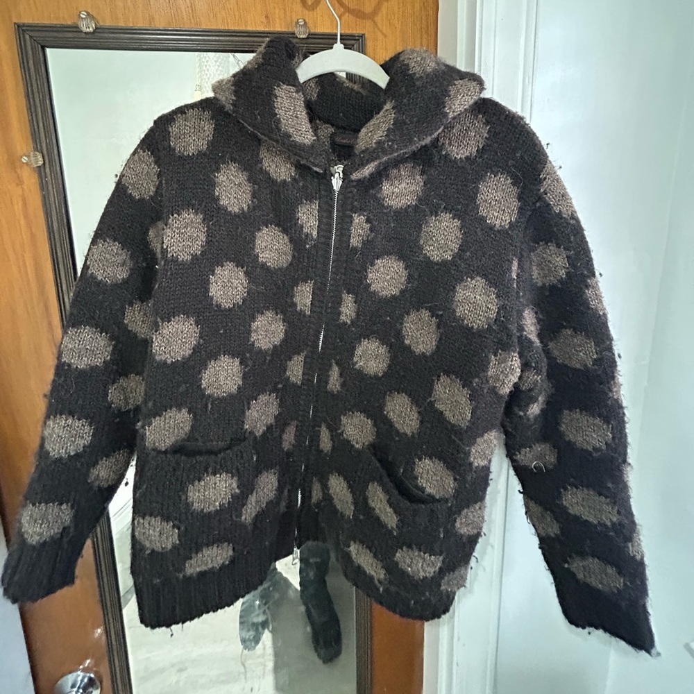 Size medium under cover polka dot zip up cardigan